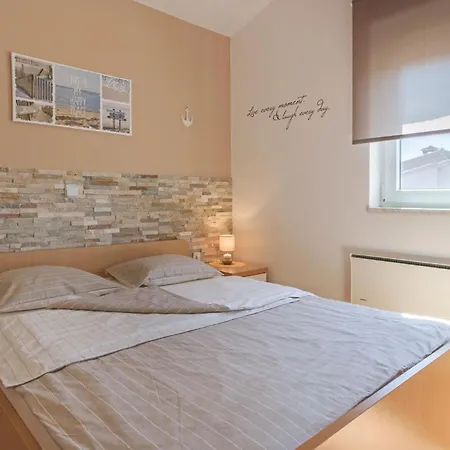 Three-bedroom Betiga With A Fireplace 02 Semesterbostad