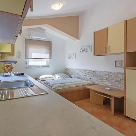 Three-bedroom Betiga With A Fireplace 02 Barbariga