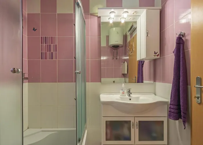 Three-bedroom Betiga With A Fireplace 02 * Barbariga